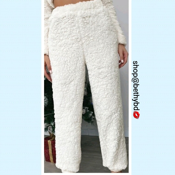 Jogger Elastic Waist Pants Off-White 5🌟rated Boutique favorite! Size Large - Picture 3 of 11
